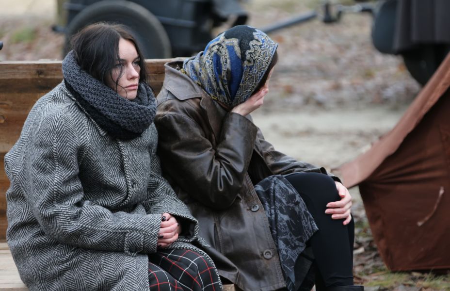 Belarus, the city of Gomil, November 21, 20152e00 The streets of the town2e00 Tired women are sitting on the street2e00 Refugees