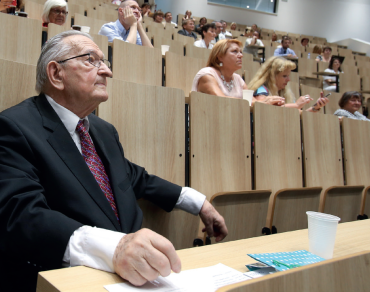 Docent MUDr. Milan Macek, CSc., se významně zasloužil o rozvoj genetiky posledních desetiletí