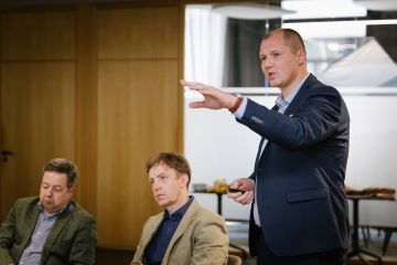 Jakub Zadák, zástupce společnosti MSD, ve svém příspěvku představil sotatercept, poslední inovaci v léčbě PAH. Foto: David Urbanczyk