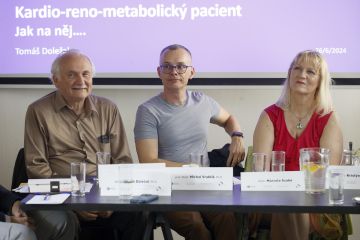 Prof. Tesař, prof. Vrablík, MUDr. Szabó. Kulatý stůl Kardio-renálně metabolický pacient v primární péči. Foto: Jiří Koťátko, MT Foto: Jiří Koťátko, MT