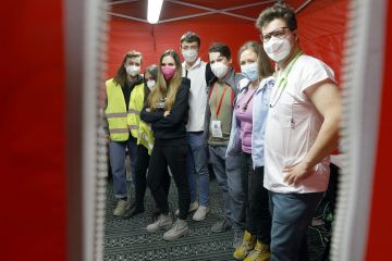 Vstřícné tváře mediků je pro mnoho Ukrajinců tím prvním pozitivním  Foto: Jiří Koťátko