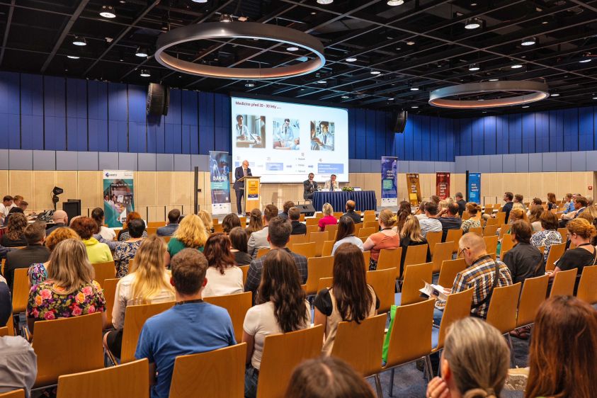 17-X01 RADIO RAD_25_Sal_1 (31 of 115)