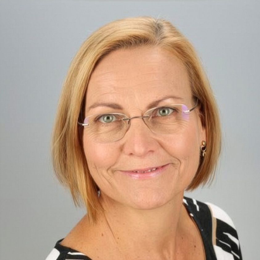 03-VZAC1 dolezalova Firefly Upscaler 2x