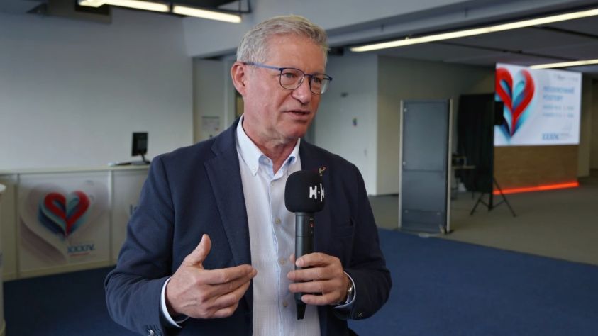 prof. MUDr. Petr Kala, Ph.D., FESC, FSCAI, místopředseda České asociace intervenční kardiologie a přednosta Interní kardiologické kliniky FN Brno a LF MU
