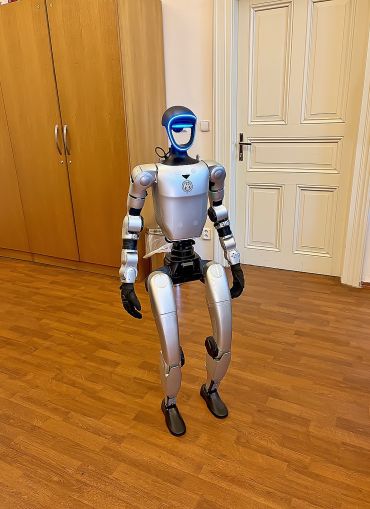 ROBOT Charles v&nbsp;plné kráse