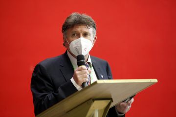 Prezident ČLK Milan Kubek přednesl zprávu prezidenta a po patnácti letech ve funkci obhajoval svůj post. Foto: J. Koťátko